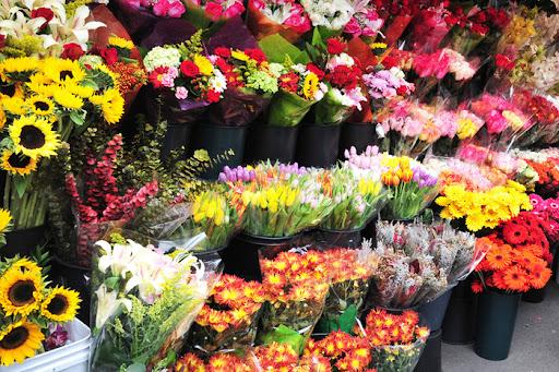 Shop hoa đẹp Tân Uyên - Sắc màu tươi thắm khó cưỡng